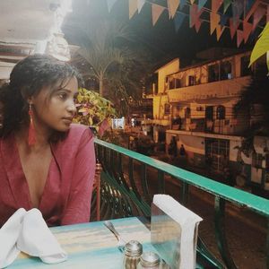 Meet your Posher, Emma